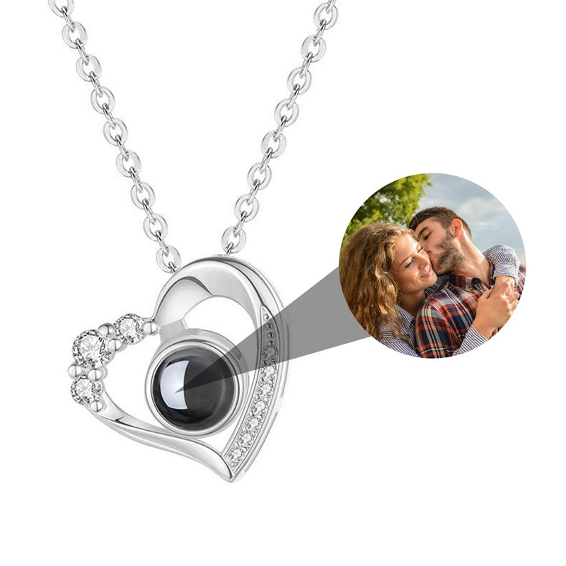 Photo Projection Necklace (Costumizable)
